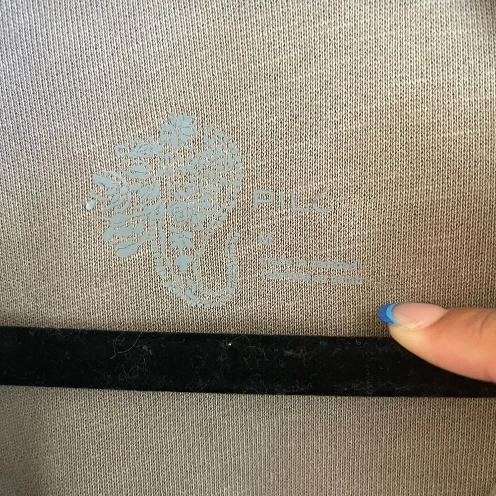 button down jacket - Picture 2 of 2